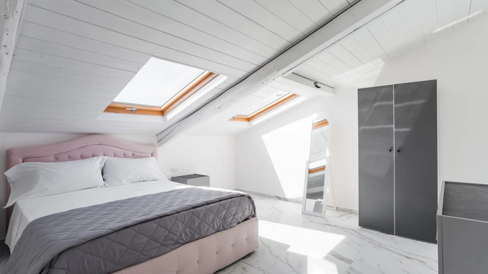 Aparthotel Attico Bella Napoli