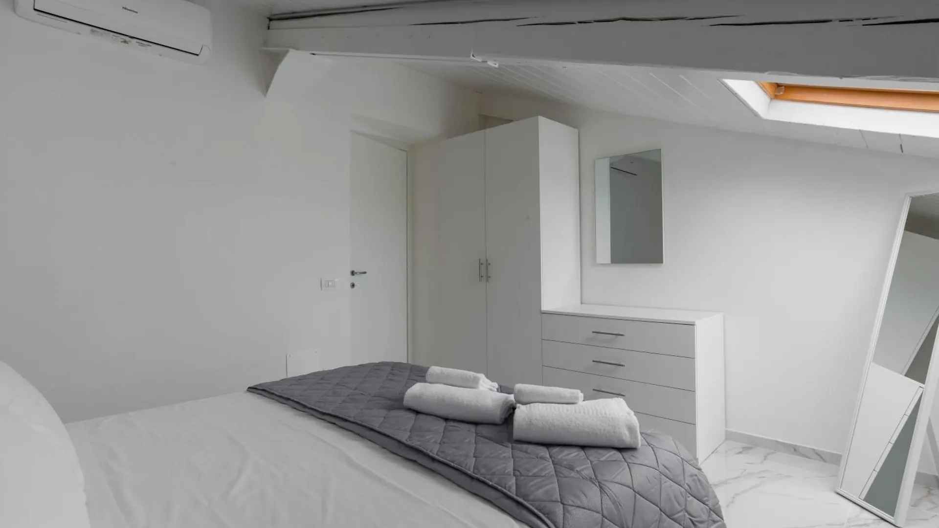 Aparthotel Attico Bella Napoli Włochy