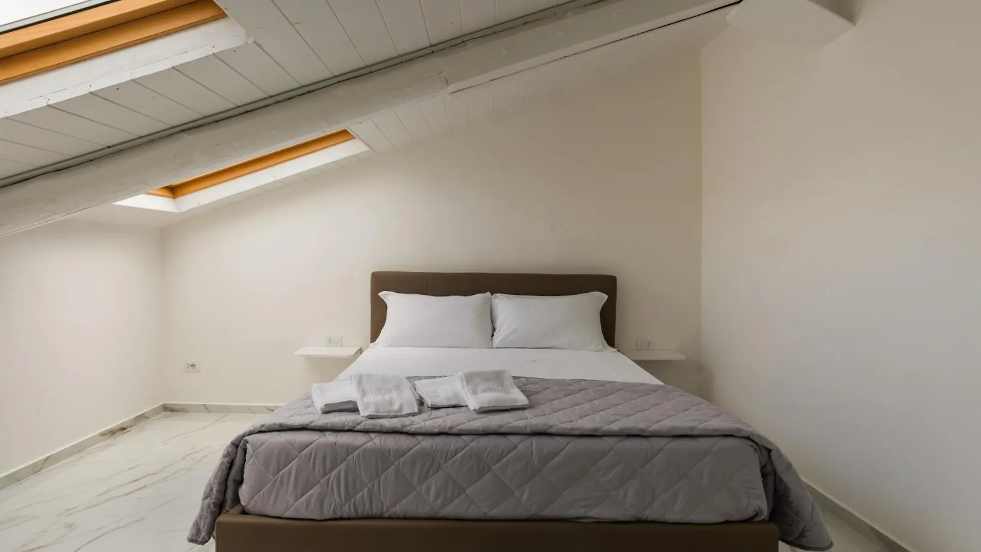 Aparthotel Attico Bella Napoli Włochy